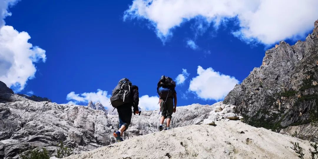 2020年7月，《徒步中国》第三届雀儿山登山节震撼发布！qw54.jpg