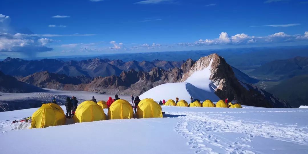 2020年7月，《徒步中国》第三届雀儿山登山节震撼发布！qw66.jpg