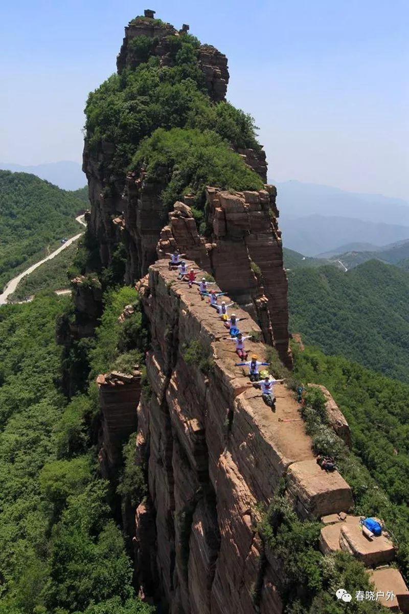 端午超值首选6月22日24日行走九女峰登上一米崖畅游嶂石岩轻